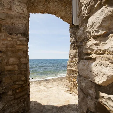 Fuer 2 Personen Ca 35 M In Novigrad, Adriakueste Kroatien Westkueste Von Istrien * Novigrad (Istria)